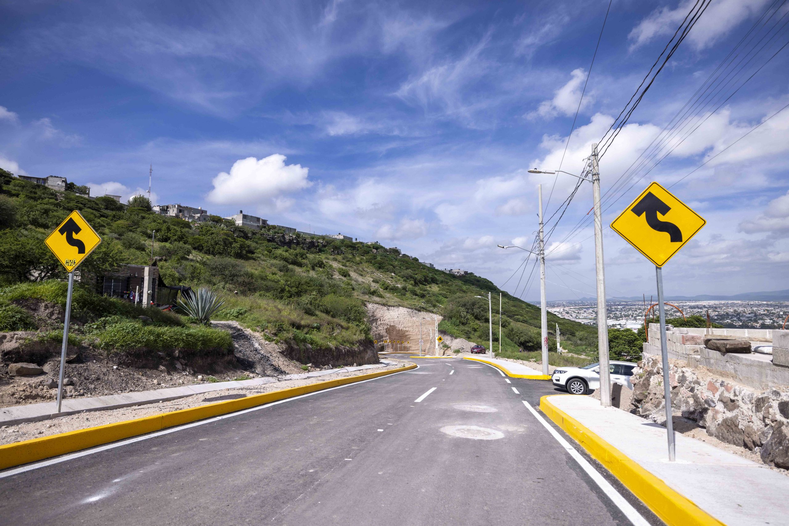 Lee más sobre el artículo Entrega Gobernador primera etapa de la obra Av. Belén conexión con Blvd. de la Nación