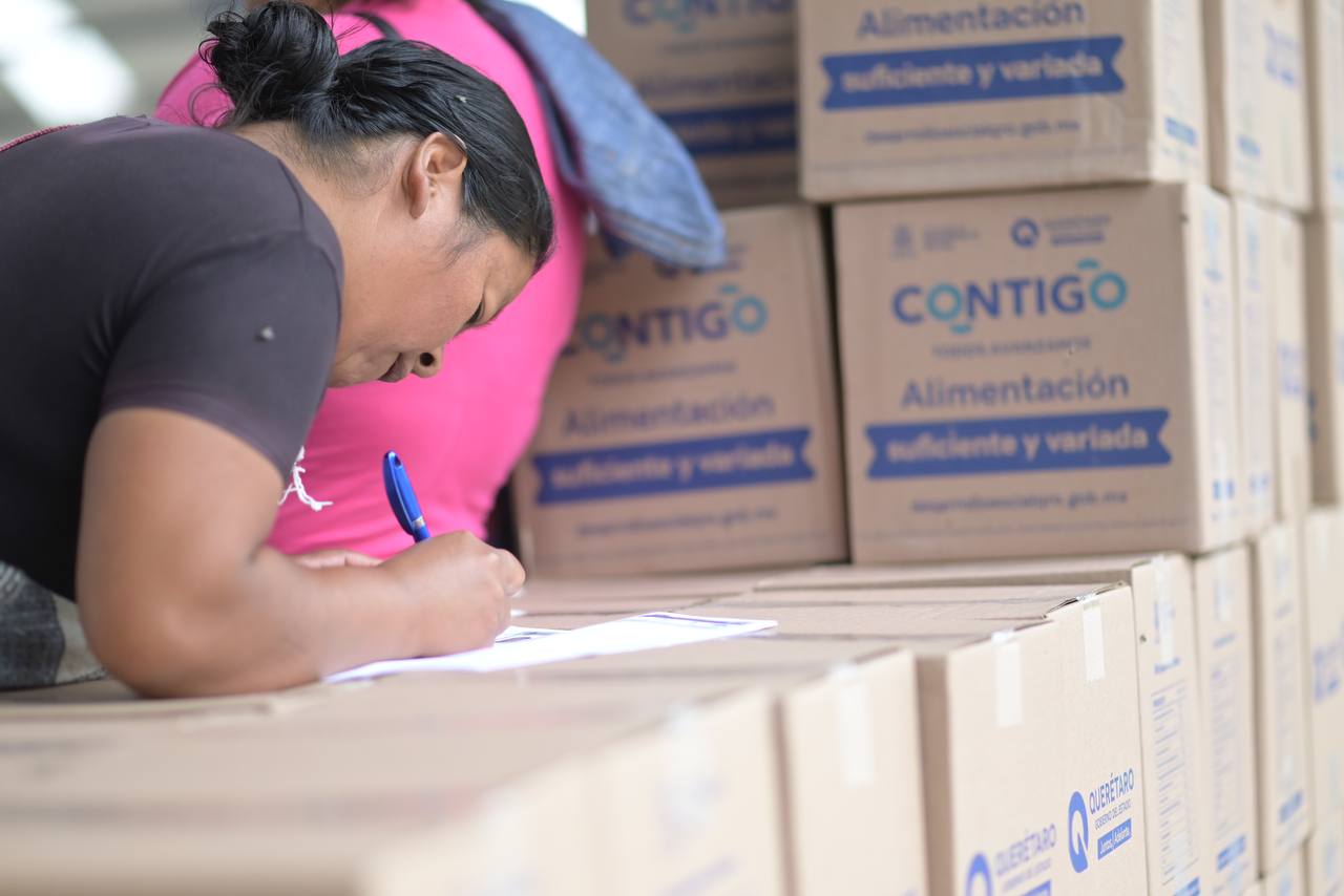 Lee más sobre el artículo Arranca SEDESOQ entrega de apoyo alimentario