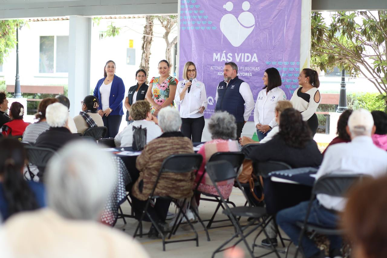 Lee más sobre el artículo Atiende SEDIF a 40 mil beneficiarios en la Procuraduría de Atención y Protección Integral de PAM