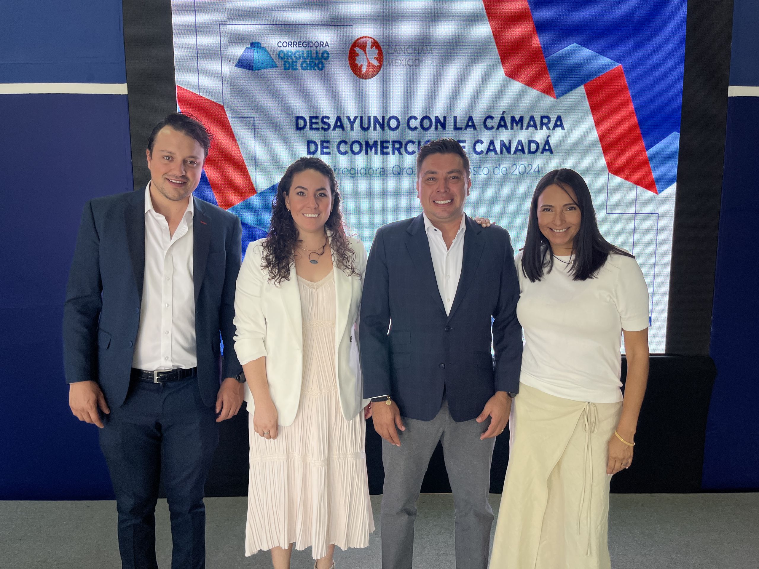 Lee más sobre el artículo Recibe Corregidora a empresarios de la Cámara de Comercio de Canadá en México