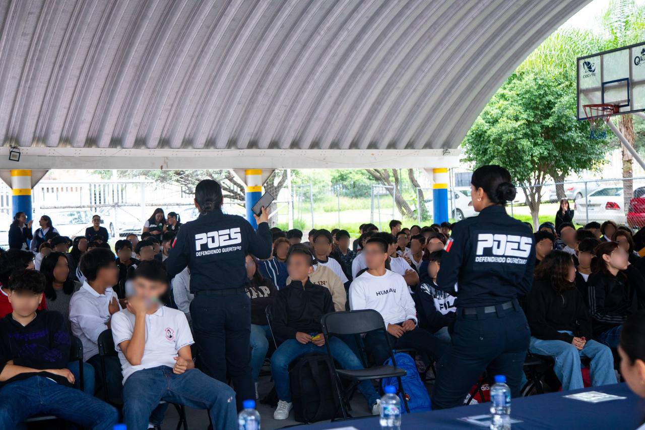Lee más sobre el artículo Policía Cibernética habla a con estudiantes del Cecyte de Cerrito Colorado, de ciberbullying, sexting, grooming