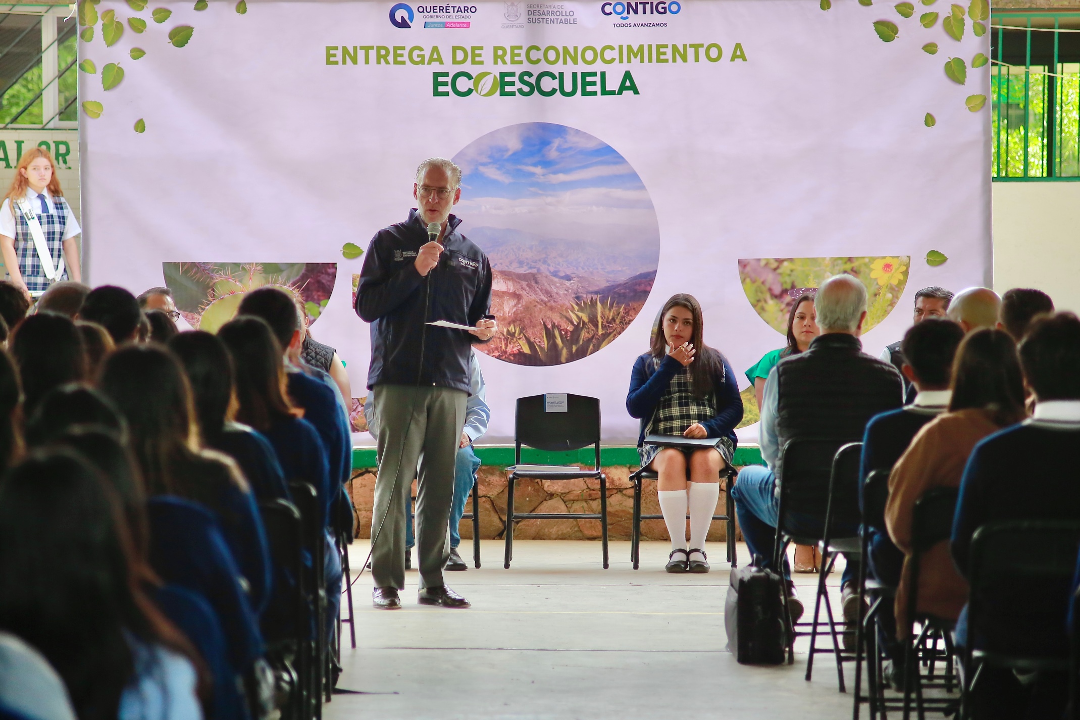 Lee más sobre el artículo Entrega Marco Del Prete certificado de EcoEscuelas en Colón