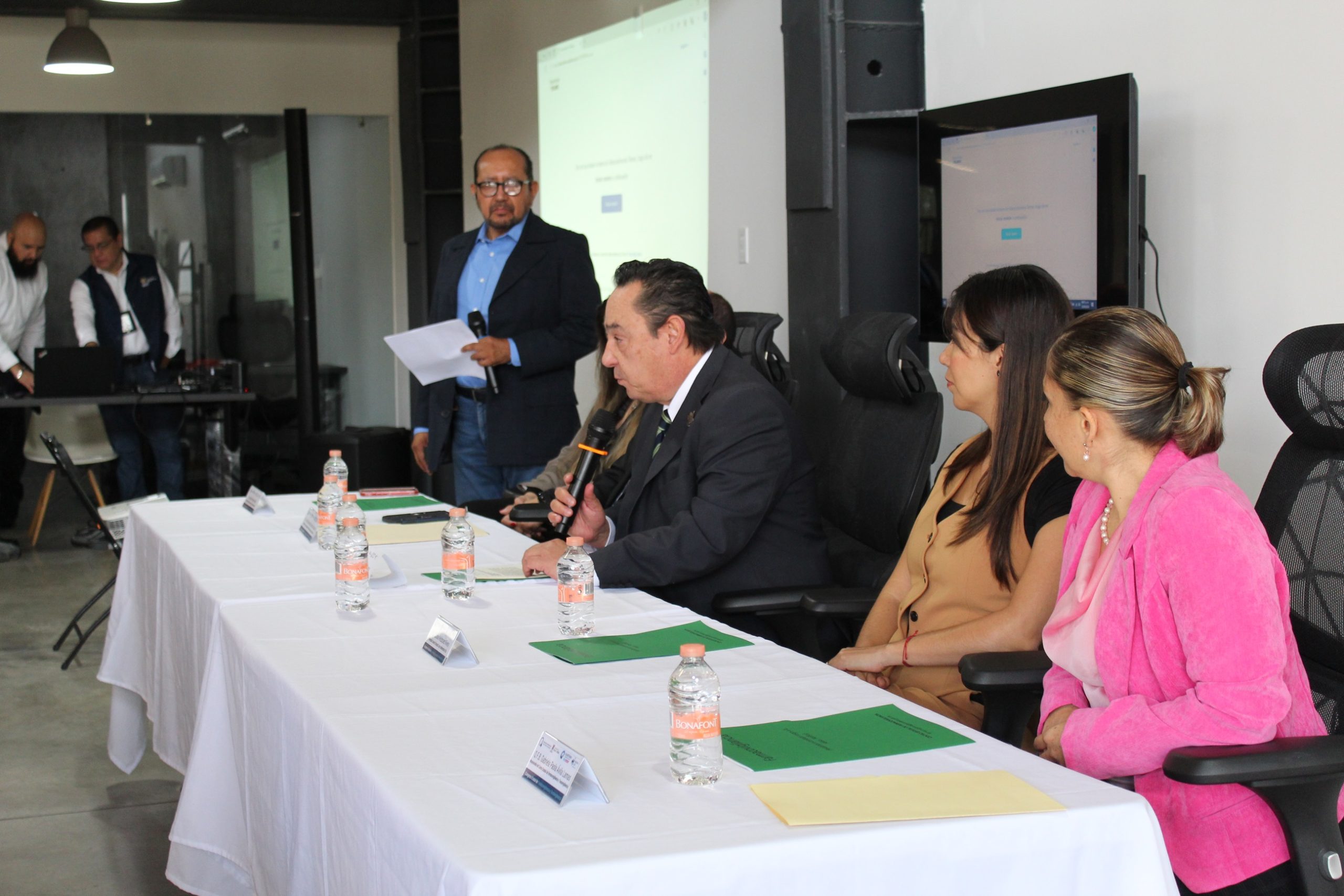 Lee más sobre el artículo Inaugura SESEQ Foro Estatal de Farmacovigilancia y Tecnovigilancia