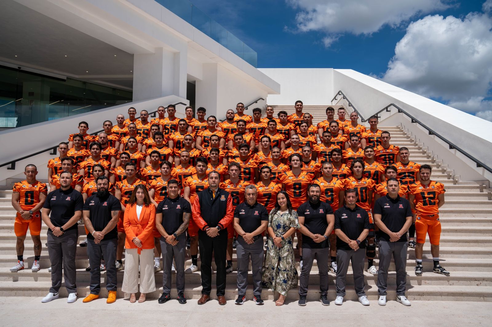 Lee más sobre el artículo Leones de la Universidad Anáhuac Querétaro, presentaron los nuevos uniformes de local y visitante