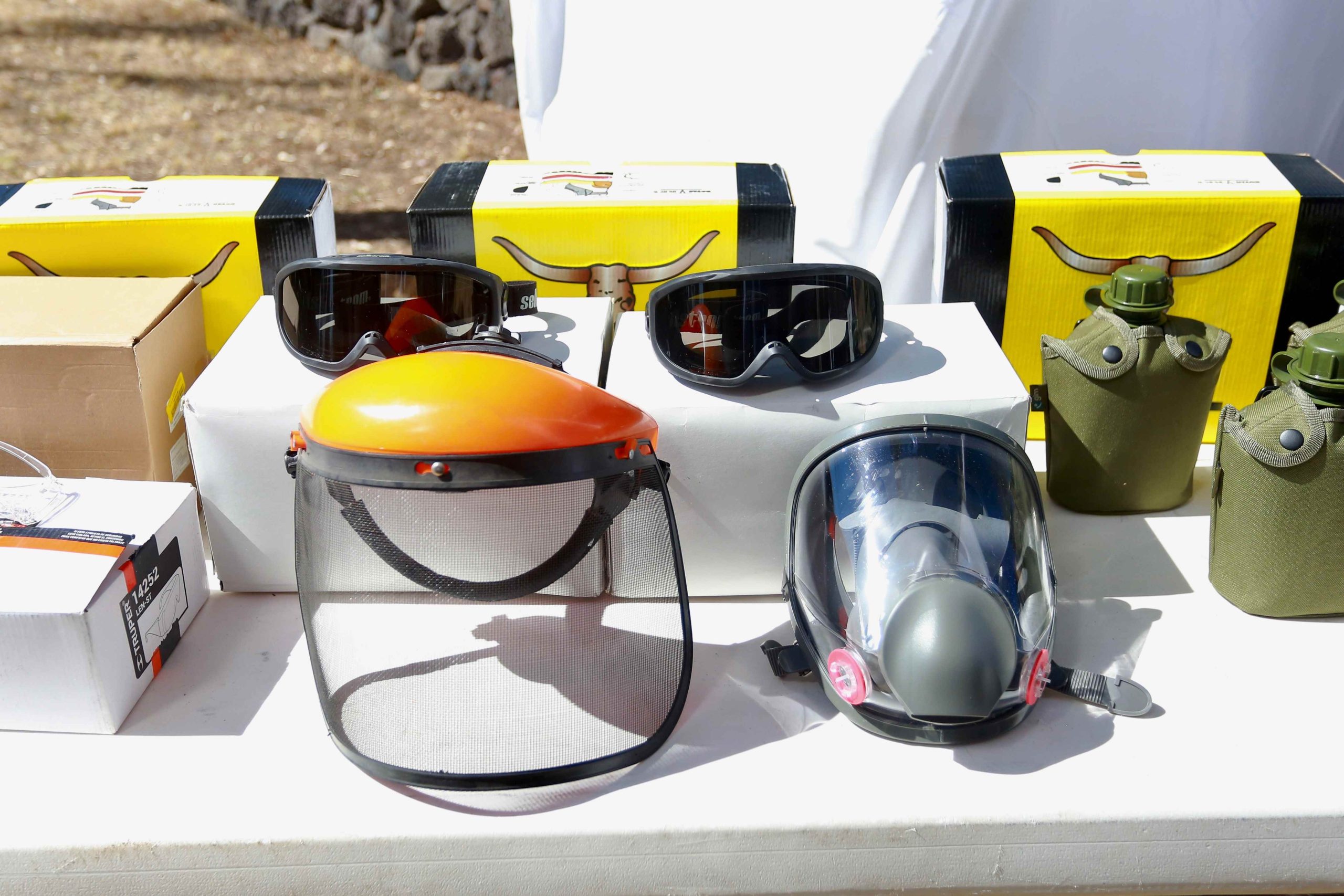 Lee más sobre el artículo Entrega Marco SEDESU, equipamiento a brigadas forestales y contra incendios