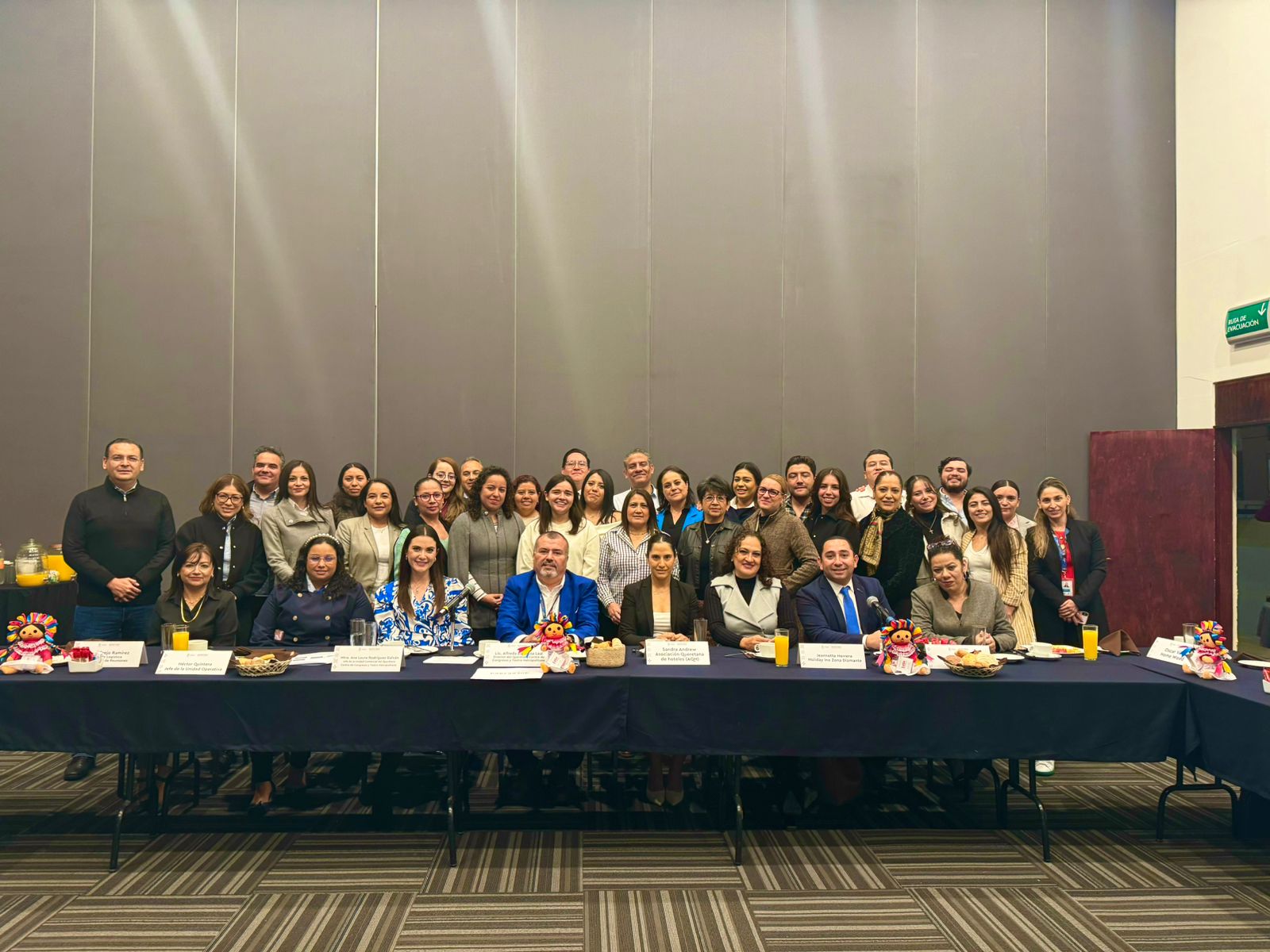 Lee más sobre el artículo Firman convenio QCC y Hoteles para impulsar turismo de reuniones