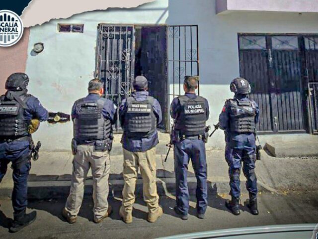 Detienen a 16 personas durante cateos en Querétaro y Pedro Escobedo