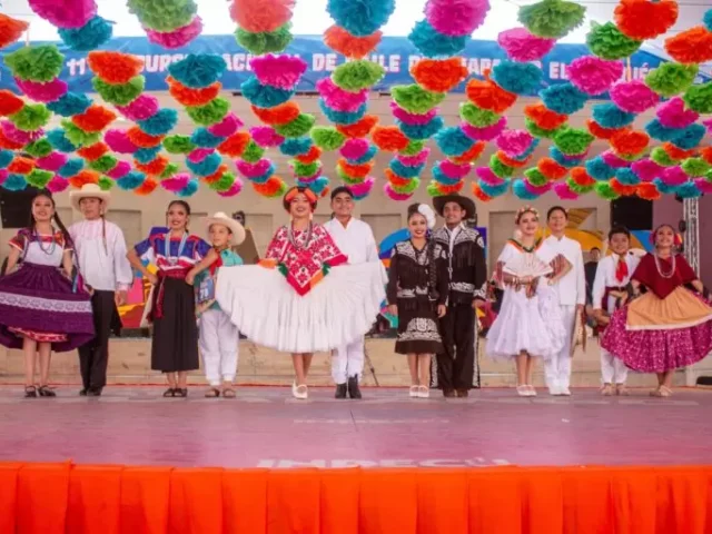 Se realizó con gran éxito el 11° Concurso Nacional de Baile de Huapango, en El Marqués