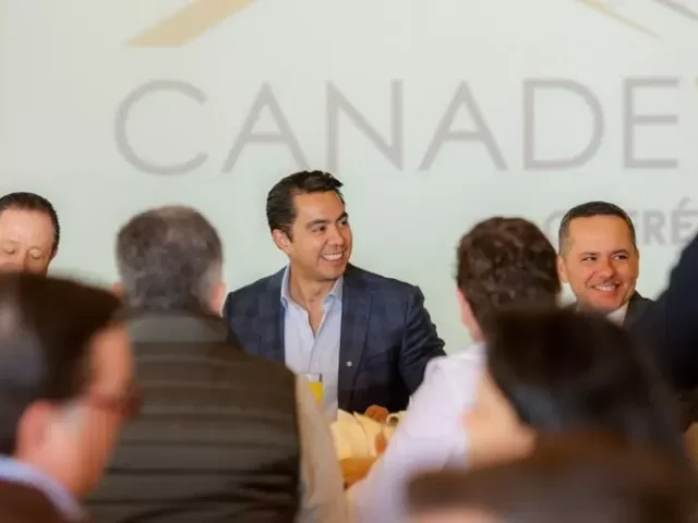 Sólo trabajando juntos continuaremos con un Querétaro ordenado: Felifer Macías