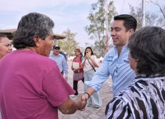 Anuncia Felifer Macías rehabilitación de espacios públicos en Loma Bonita