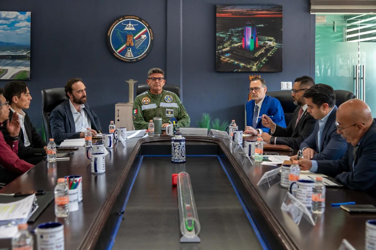 Lee más sobre el artículo Reafirma Gobernador colaboración para consolidar el proyecto del tren México-Querétaro