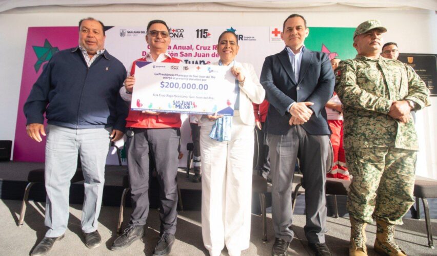 Lee más sobre el artículo Dona gobierno de San Juan del Río 200 mil pesos a la Cruz Roja Mexicana