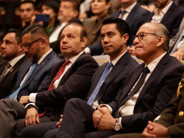 Asiste Felifer Macías al Informe de Actividades de la Fiscalía General del Estado