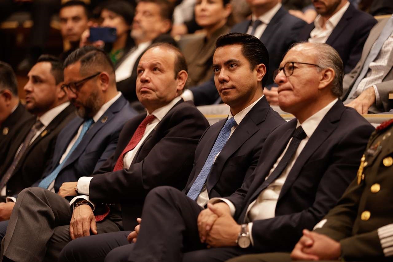 Lee más sobre el artículo Asiste Felifer Macías al Informe de Actividades de la Fiscalía General del Estado