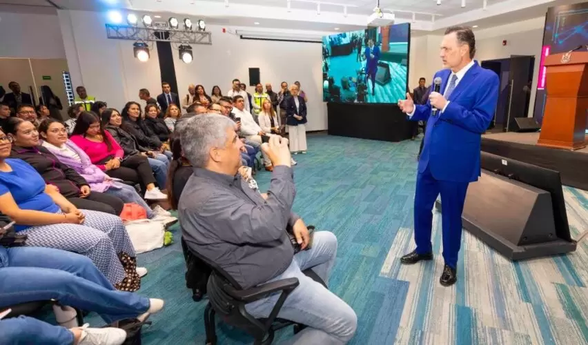 Lee más sobre el artículo 17 mil docentes se capacitan en Congreso de Innovación y Gestión Educativa de Querétaro