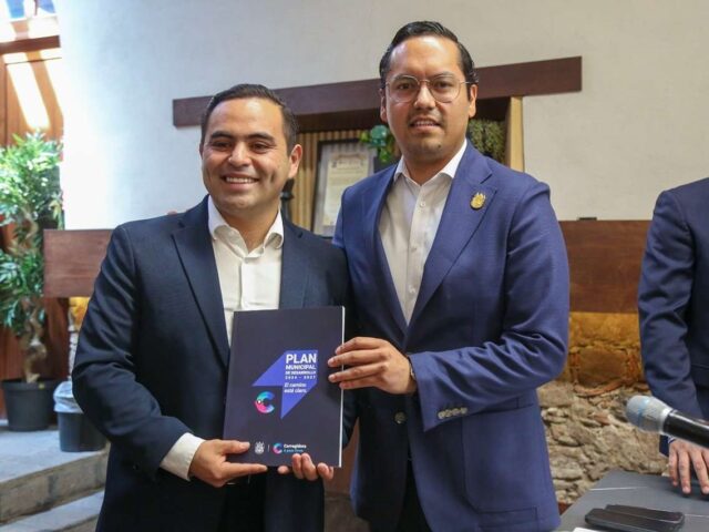 Entregó Chepe Guerrero el Plan Municipal de Desarrollo al H. Ayuntamiento