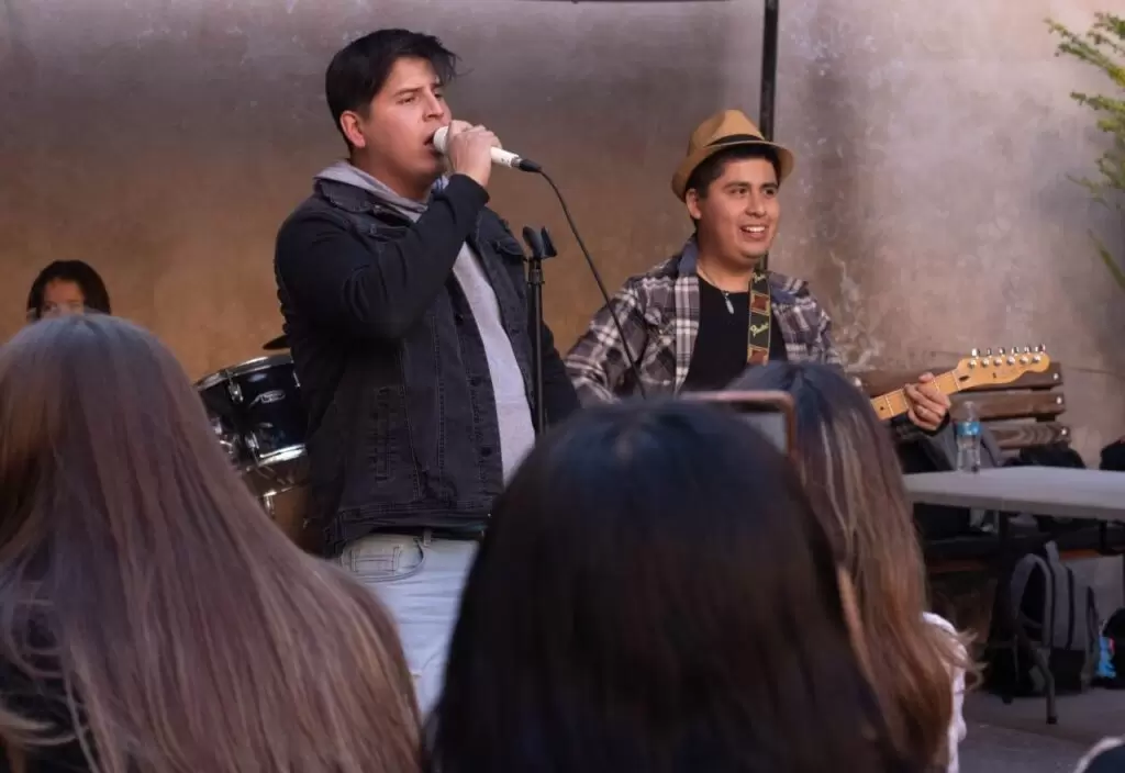 Lee más sobre el artículo En San Juan del Río se realizó concierto con interpretación en lengua de señas