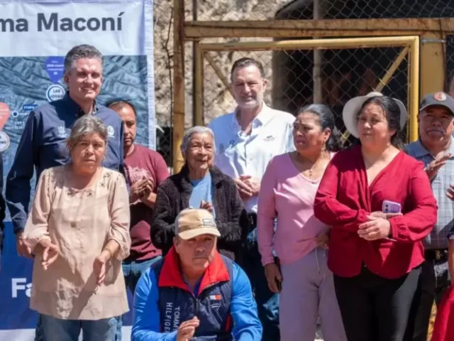 Entrega Kuri sistema de agua La Blanca-Maconí, en Cadereyta