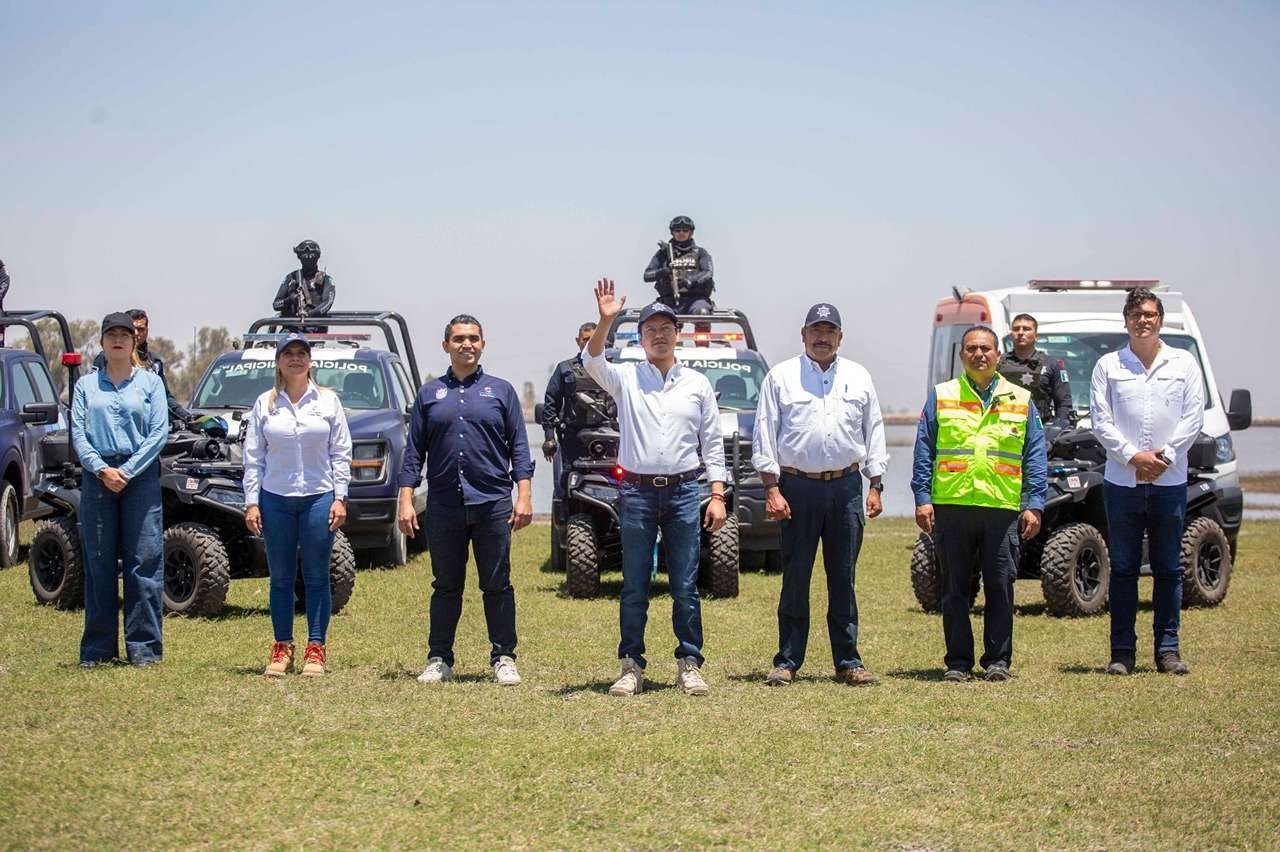 Lee más sobre el artículo Chepe Guerrero supervisa presas y bordos de Corregidora para prevenir incidentes durante periodo vacacional