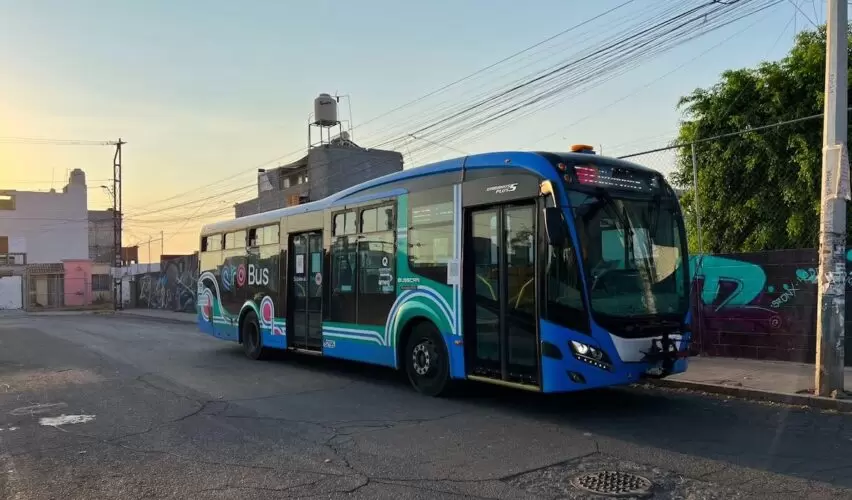 Lee más sobre el artículo Se suman 26 unidades Qrobús para reducir saturación en Zona Metropolitana