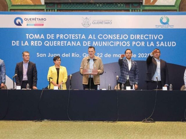Chepe Guerrero toma protesta como presidente de la Red Queretana de Municipios por la Salud