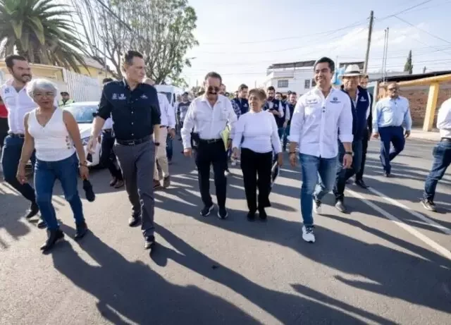 Entrega Mauricio Kuri mejoramiento de calles en Cerrito Colorado