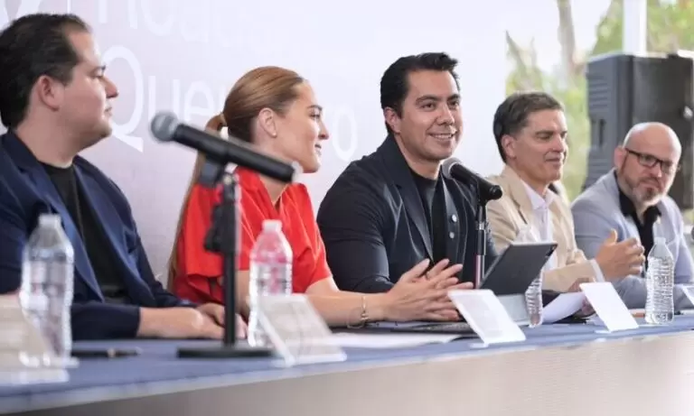 Lee más sobre el artículo Acude Felifer Macías a la presentación de la quinta edición del “IncMTY Roadshow Querétaro”