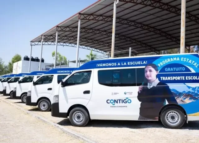 Fortalece gobernador Kuri transporte escolar en Arroyo Seco