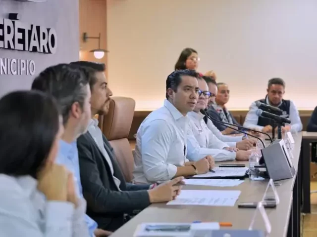 Encabeza Felifer Macías sesión del Consejo de Protección Civil ante temporada de lluvias