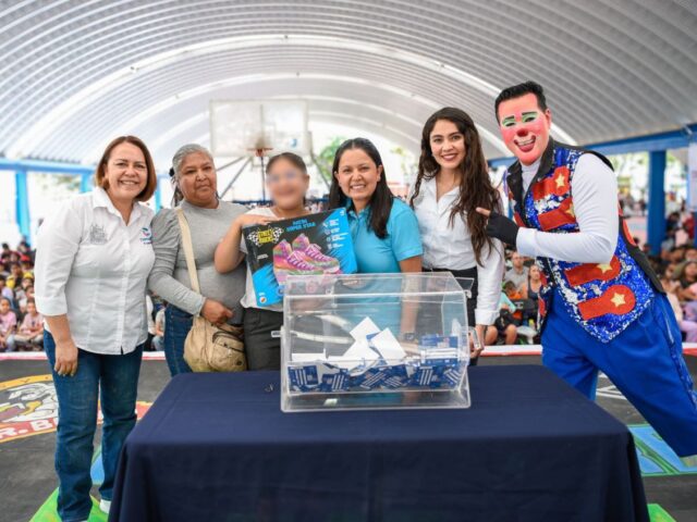 Más de mil 300 niñas y niños disfrutaron del “Festival de Sonrisas” Corregidora, Querétaro., Domingo 04 de mayo de 2025