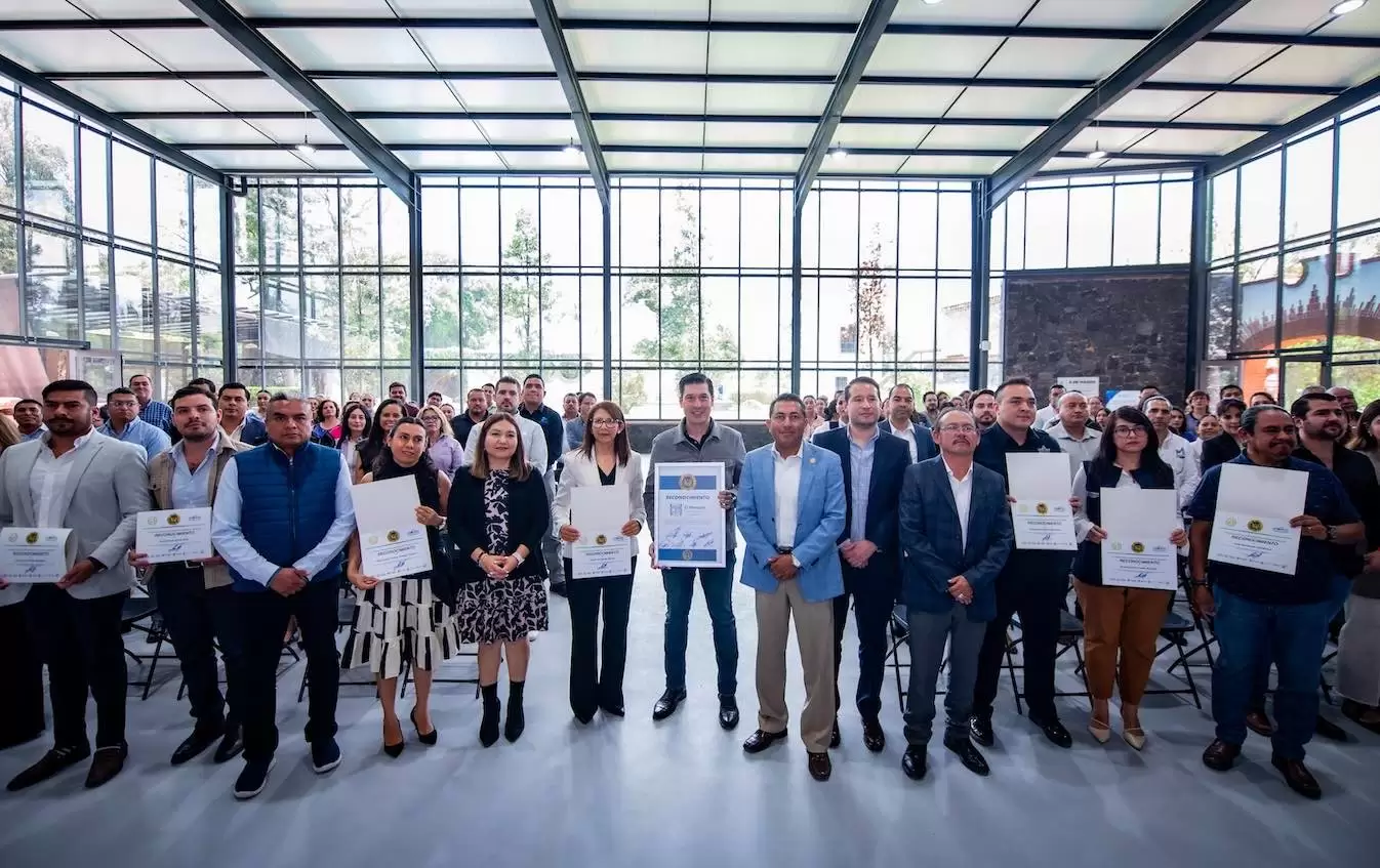Lee más sobre el artículo Sistema Anticorrupción reconoce a El Marqués por capacitar a 100 % de personal