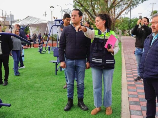 Chepe Guerrero entrega remodelación del parque Antenas en Tejeda