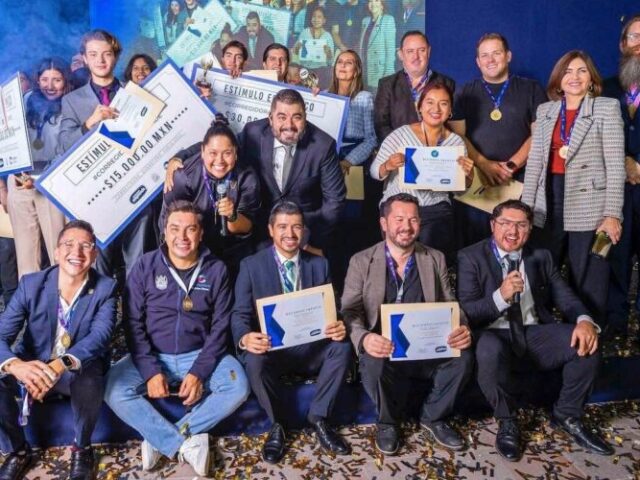 Celebra “Corregidora Emprende” a la primera generación de talento joven
