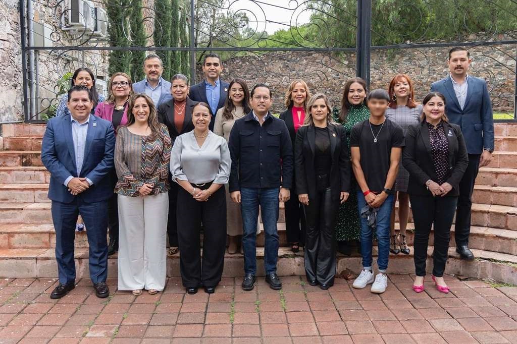Lee más sobre el artículo Chepe Guerrero da un paso firme por la niñez al instalar el SIPINNA Corregidora 2025