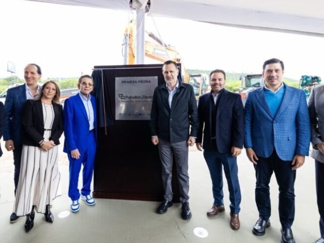 Acompaña Kuri a la colocación de la primera piedra de Pabellón Zibatá