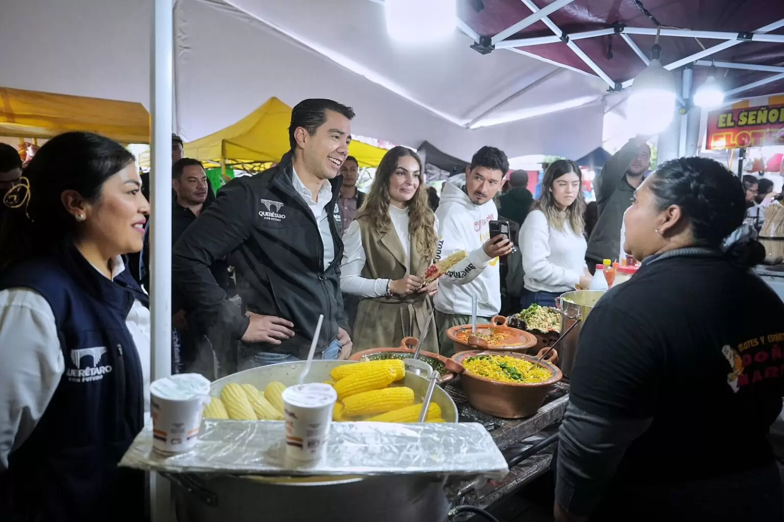 Lee más sobre el artículo Asiste Felifer Macías al Festival del Elote y el Esquite