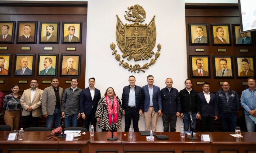 Lee más sobre el artículo Acuerdan autoridades federales, estatales y municipales acciones para sanear río Querétaro
