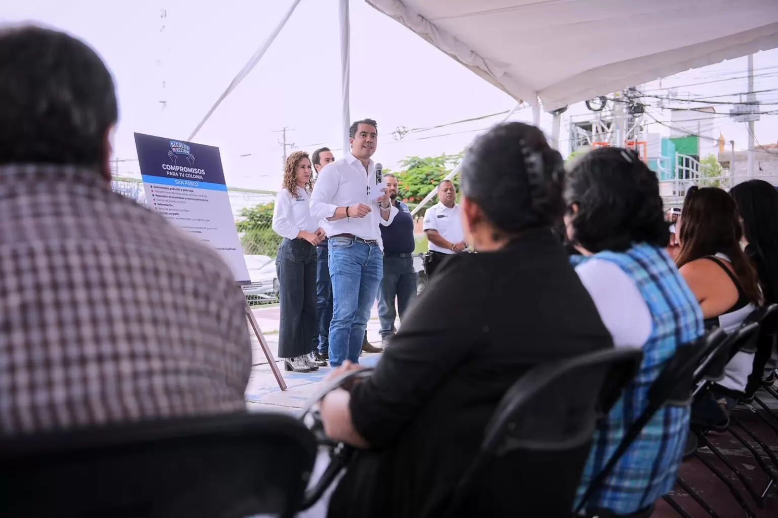 Lee más sobre el artículo Informa Felifer Macías sobre obras de renovación integral en San Pablo