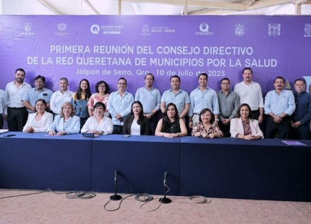 Asiste Felifer Macías a 1era reunión del Consejo Directivo de Red Queretana de Municipios por la Salud