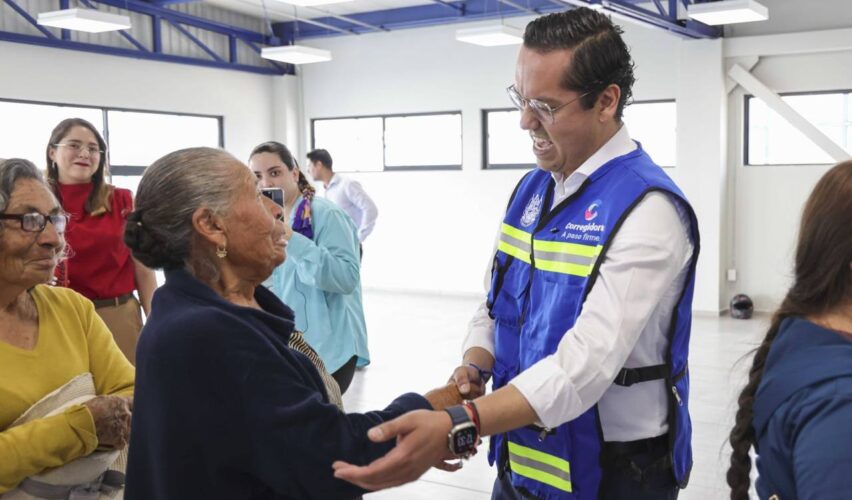 Lee más sobre el artículo Chepe Guerrero entrega rehabilitación de la Unidad Deportiva, Jardín Principal y Biblioteca en La Negreta