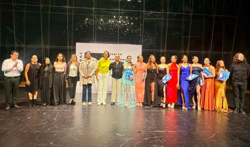 Lee más sobre el artículo Se graduó generación 2021-2025 del Colegio Nacional de Danza Contemporánea