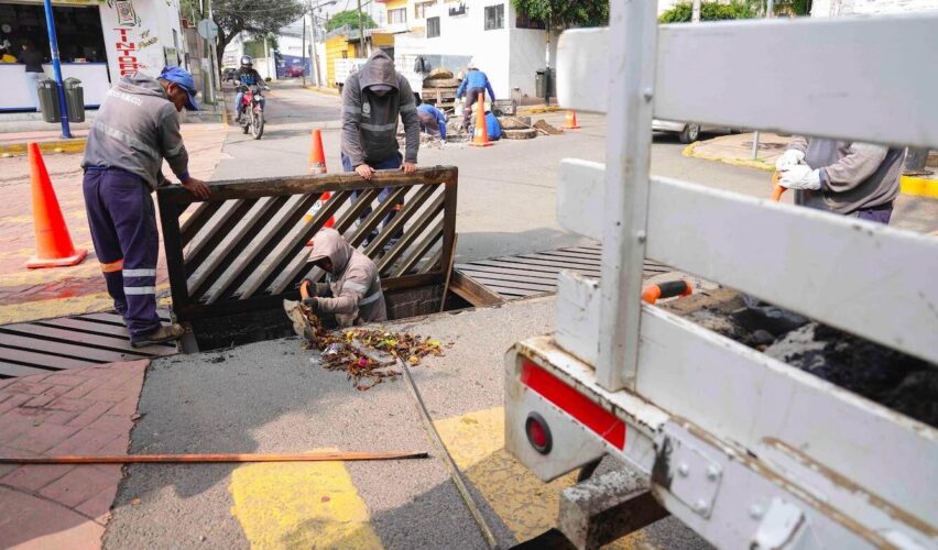 Lee más sobre el artículo Corregidora refuerza limpieza de rejillas para evitar afectaciones por lluvias