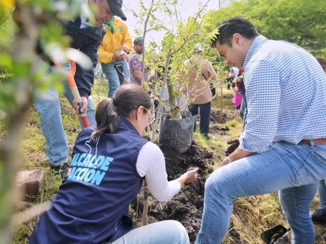 Participa Felifer Macías en la jornada Reverdecer Querétaro