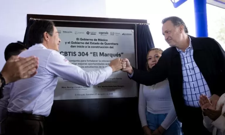 Lee más sobre el artículo Fortalecen gobernador y secretario de Educación federal infraestructura con inicio de construcción del CBTIS 304