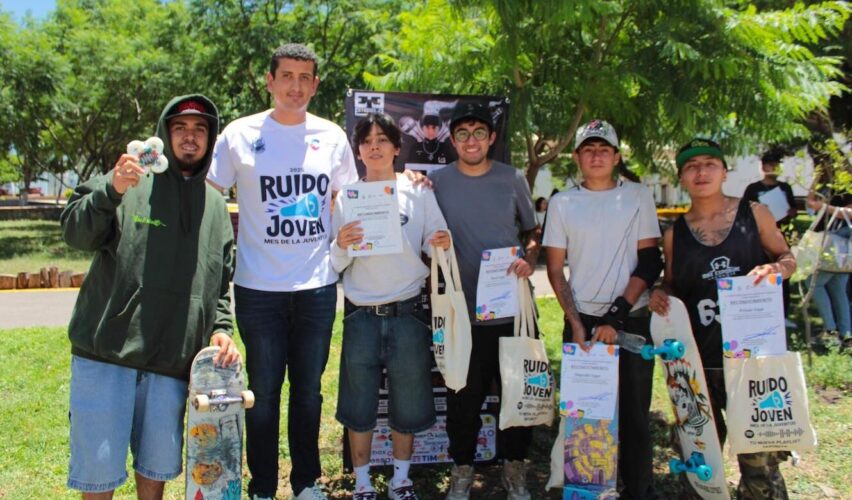 Lee más sobre el artículo Talento del skate de Corregidora se lució en Misión San Carlos