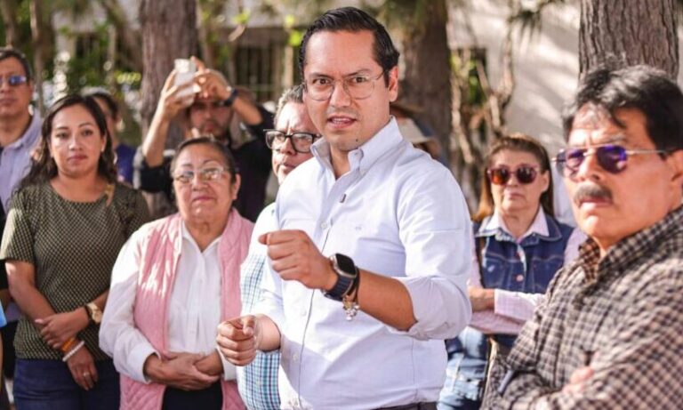 Lee más sobre el artículo Se reúne Chepe Guerrero con vecinos del fraccionamiento Misión Santa Sofía