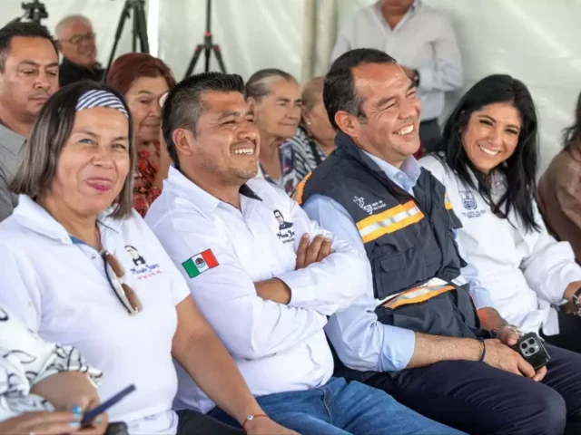 Entrega Roberto Cabrera rehabilitación de imagen en Mercado Juárez con inversión de 2.5 mdp