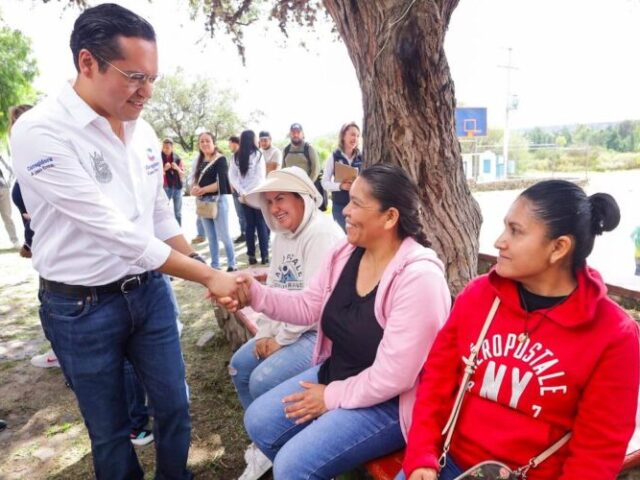 Se realizó jornada de servicios públicos en Arroyo Hondo, Corregidora