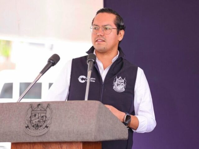 Sigue convocatoria de becas en Corregidora; apoyarán a estudiantes de universidades privadas