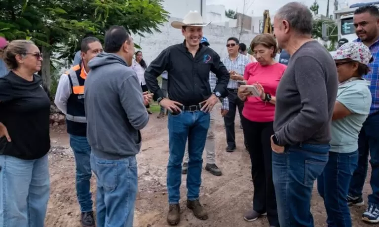 Lee más sobre el artículo Entrega Rodrigo Monsalvo obras que fortalecen bienestar de familias marquesinas